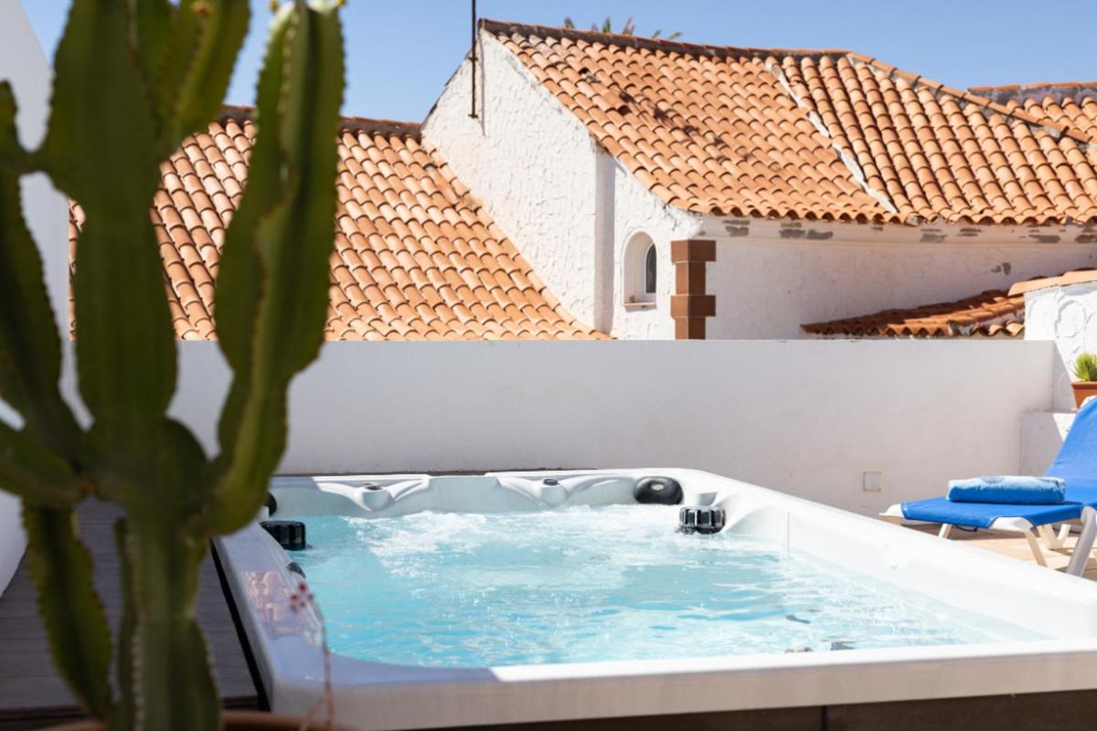 Casa Naranja - Heated Pool - Bbq - Terrace - Free Wifi - Child & Pet-Friendly - 3 Bedrooms - 6 People Poris de Abona Exteriör bild