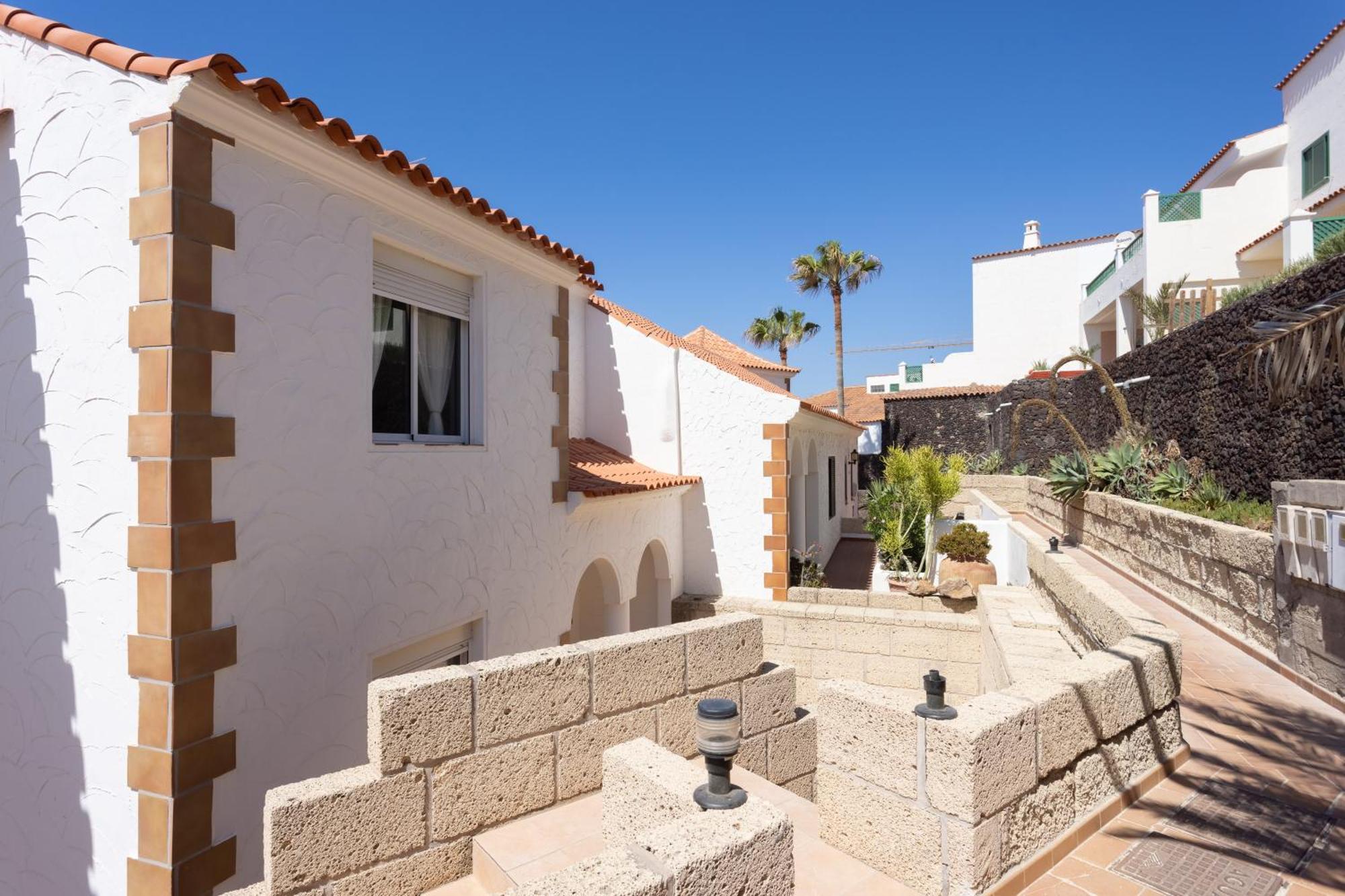 Casa Naranja - Heated Pool - Bbq - Terrace - Free Wifi - Child & Pet-Friendly - 3 Bedrooms - 6 People Poris de Abona Exteriör bild